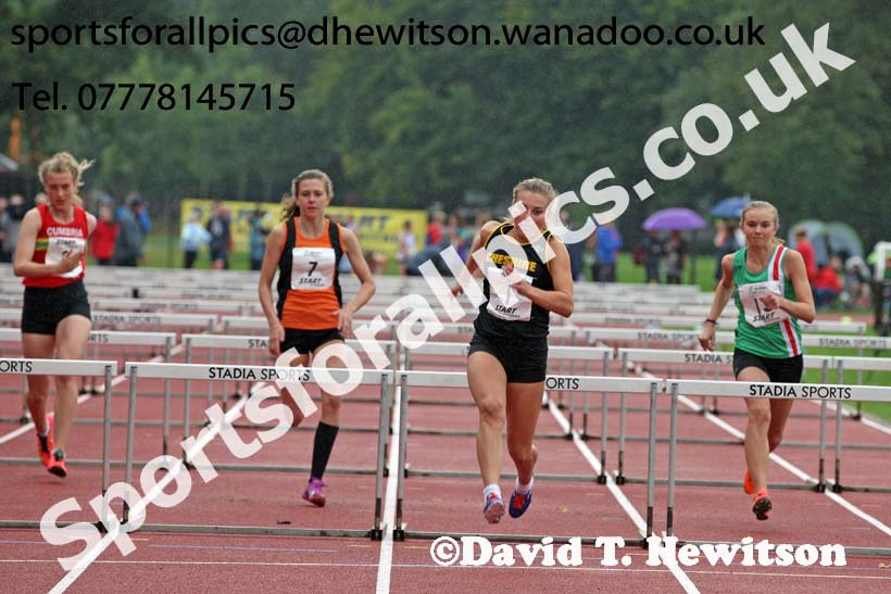Womens and Girls hurdles at the Northern Inter-Counties under-17s and 15s at Witton Park, Blackburn. Photo: David T. Hewitson/Sports for All Pics